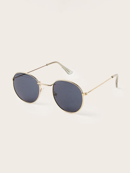Black Metal Frame Tinted Lens Sunglasses