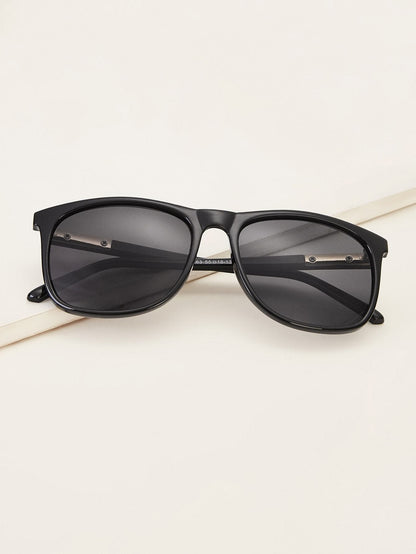 Black Solid Frame Flat Lens Sunglasses