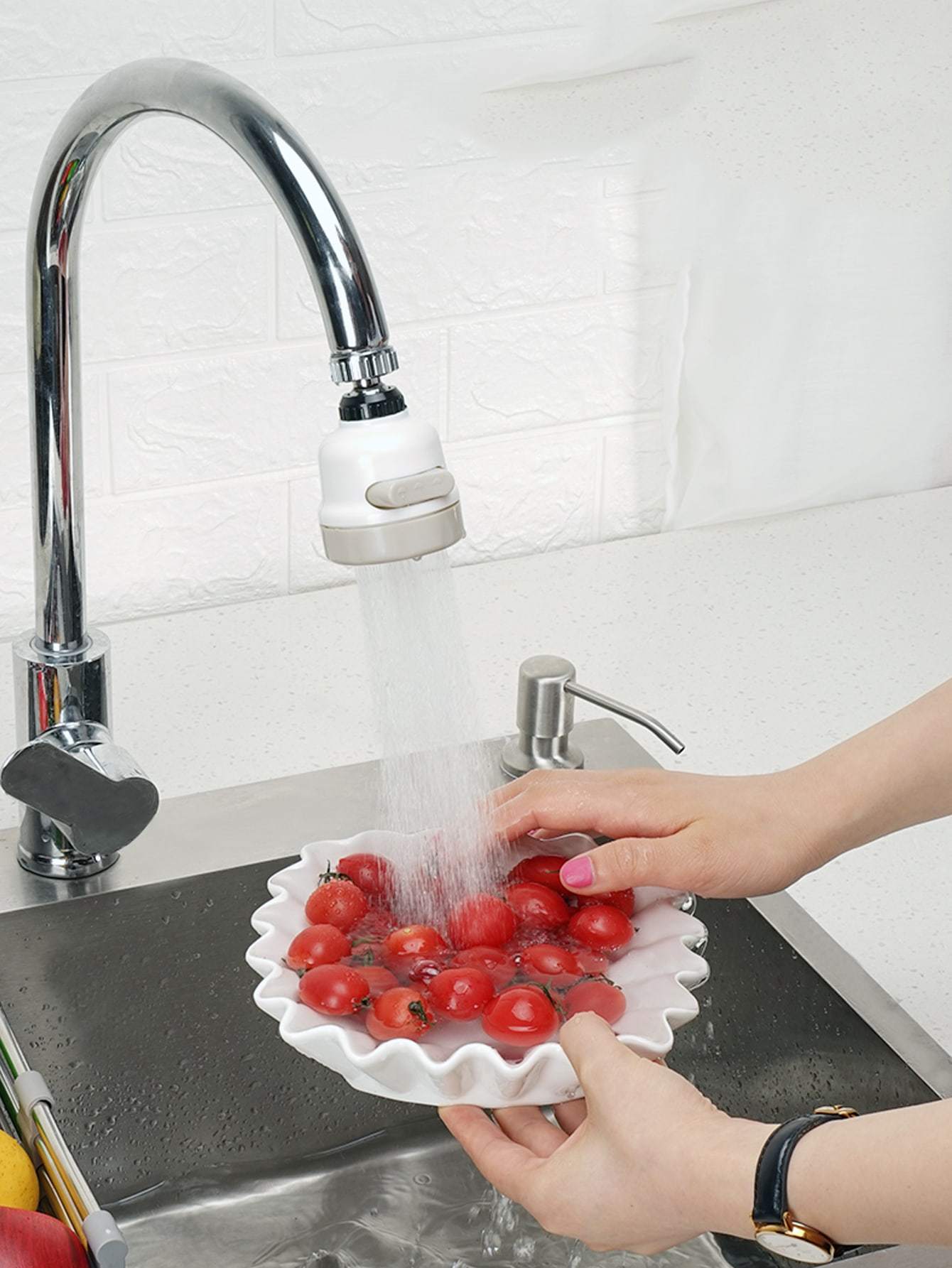 1pc Stainless Steel White Adjustable Faucet Filter